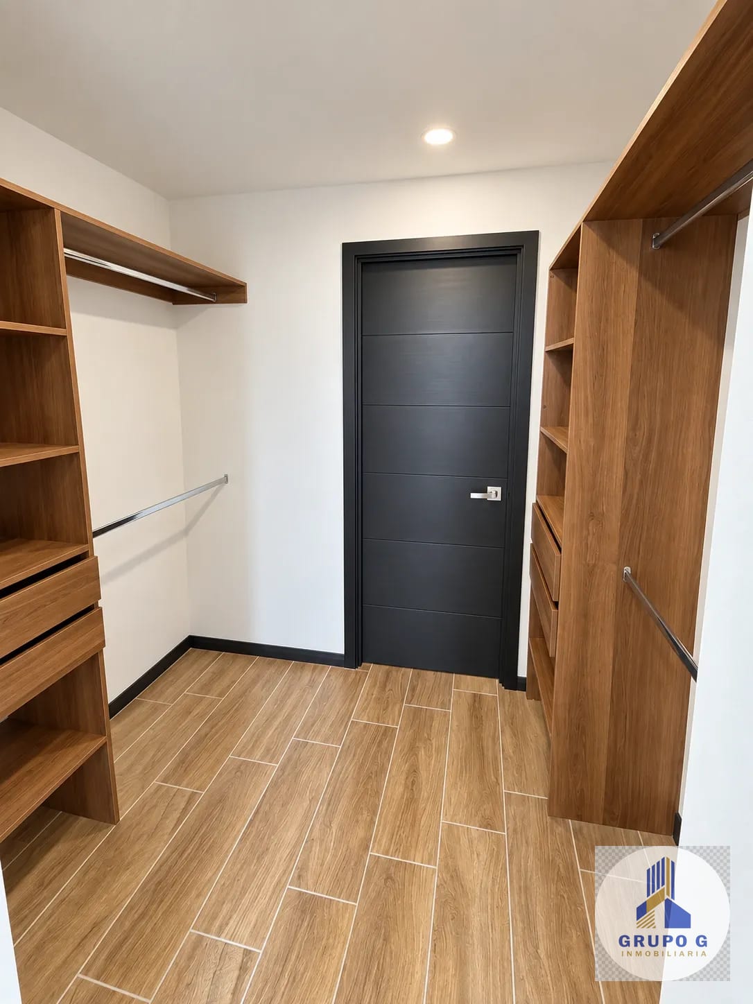 Apartamento en venta en Zona 13 Con Balcón — Apartamento en Venta en Zona 13, Guatemala, Ciudad — foto 3 de 5