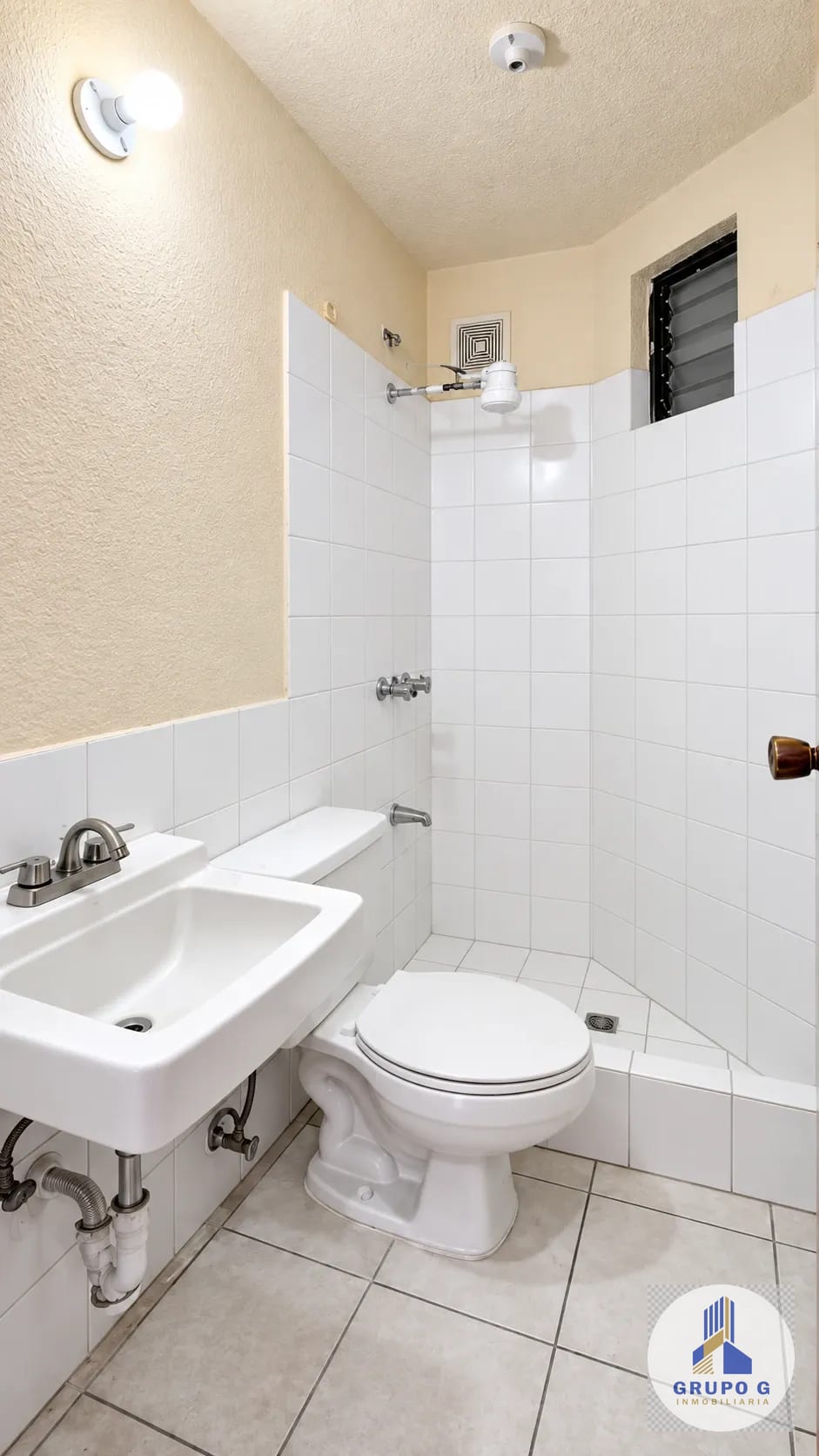 Apartamento en renta en Boulevard Acatán, Zona 16 — Apartamento en Alquiler en Zona 16, Guatemala, Ciudad — foto 7 de 10