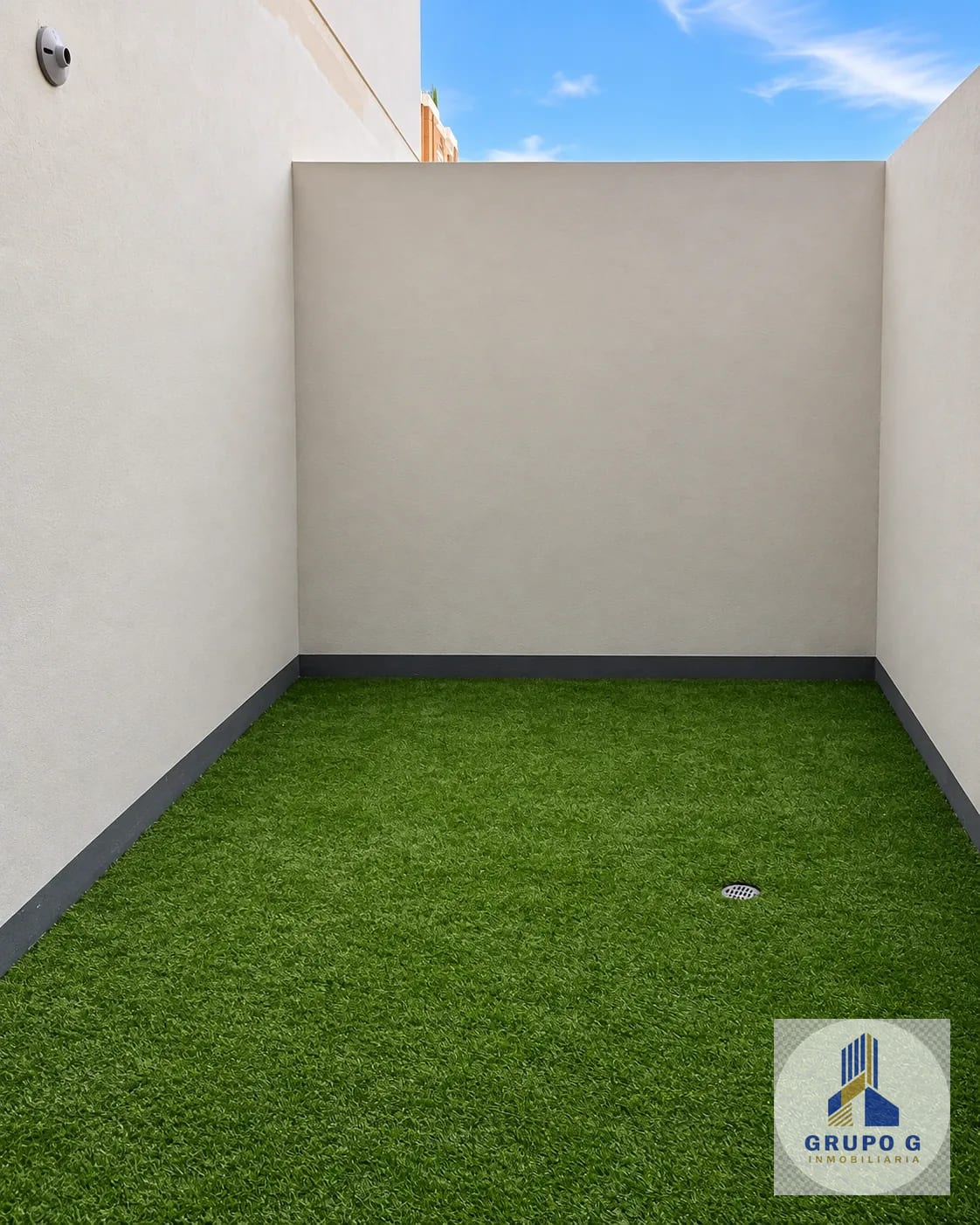 Apartamento en renta en zona 10 con Patio. — Apartamento en Alquiler en Zona 10, Guatemala, Ciudad — foto 8 de 9