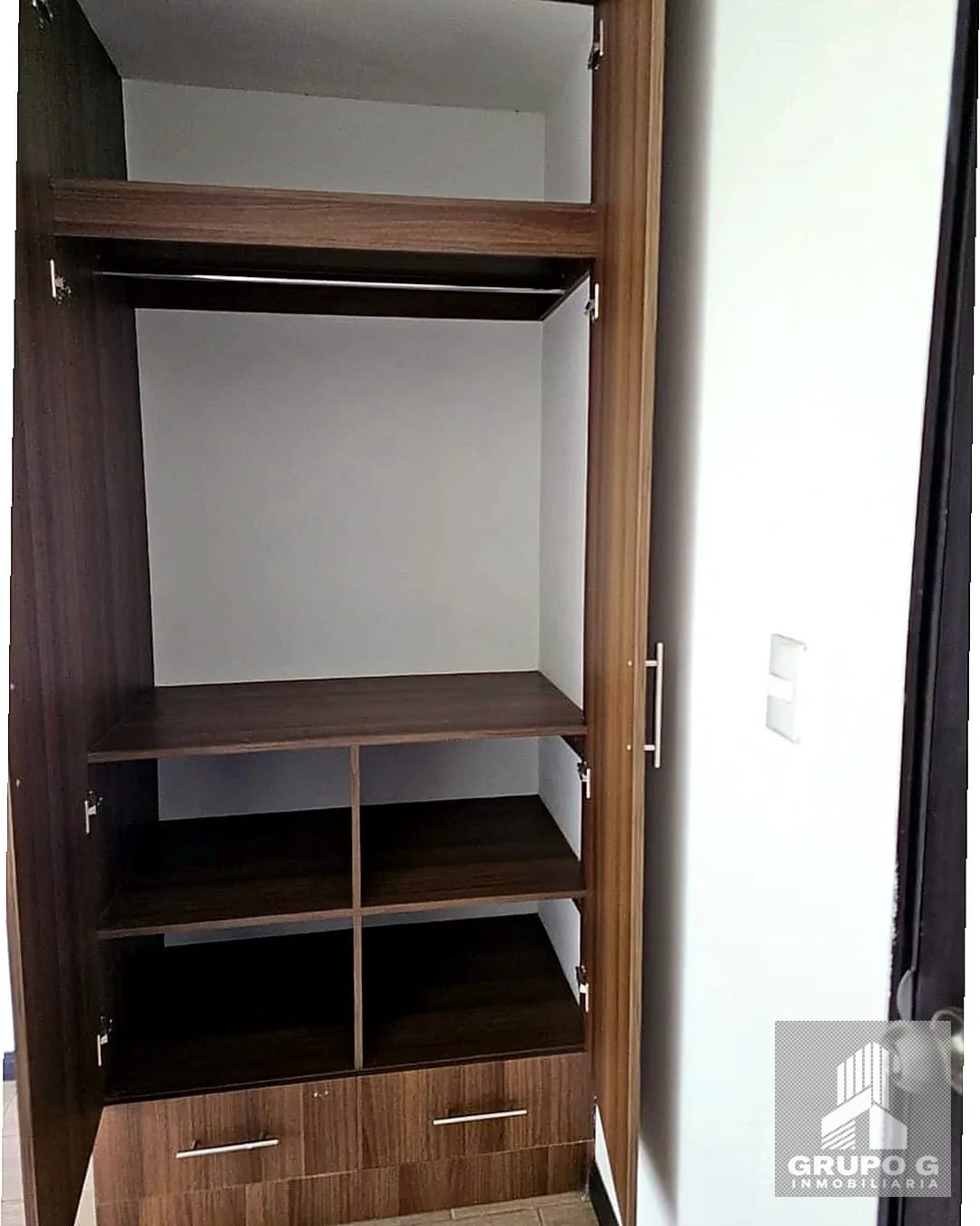 Apartamento en Renta en Zona 16 en Primer Nivel con Jardín — Apartamento en Alquiler en Zona 16, Guatemala, Ciudad — foto 7 de 11