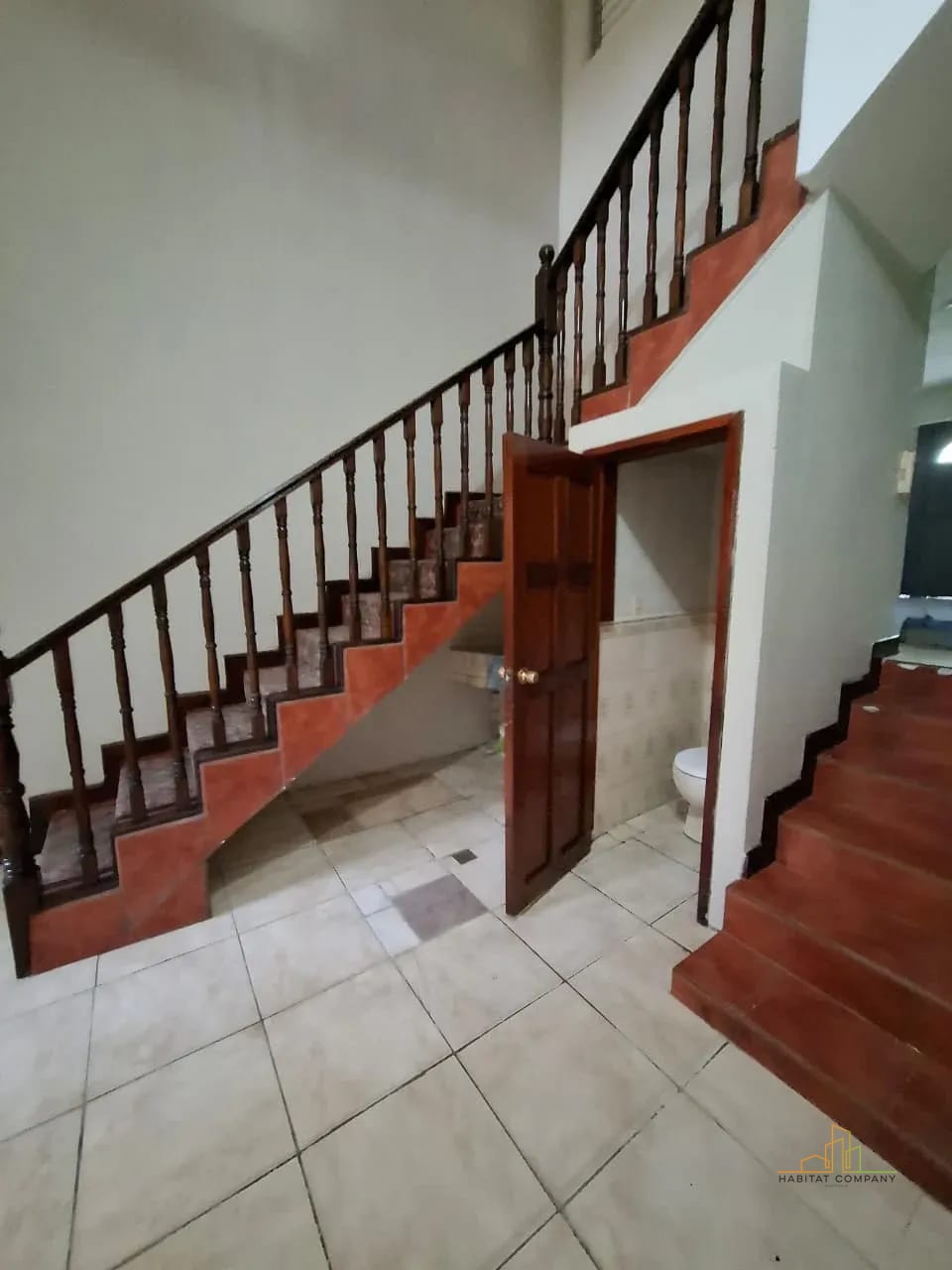 Amplia Casa en Venta Zona 18 | Altos de la Atlántida, 7 Habitaciones — Casa en Venta en Colonia Atlántida, Zona 18, Guatemala, Ciudad — foto 3 de 5