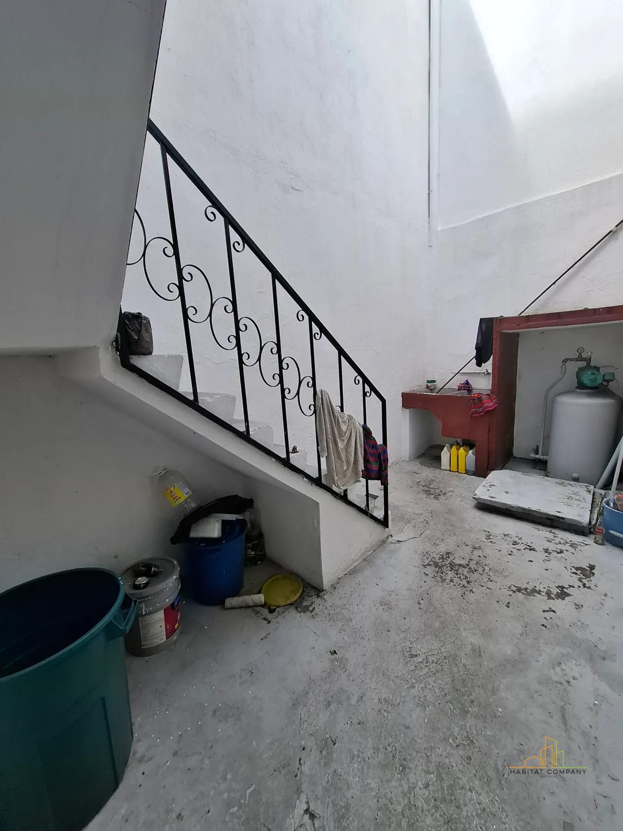 Gradas — Casa en Venta zona 6- Cercana al IGSS, Ciudad de Guatemala — Casa en Venta en Zona 6, Guatemala, Ciudad — foto 5 de 5