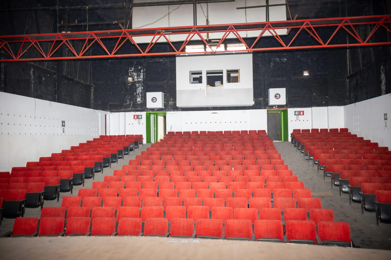 Cine / Teatro Las Américas, Zona 13 🎭 — Edificio en Venta en Zona 13, Guatemala, Ciudad — foto 1 de 4