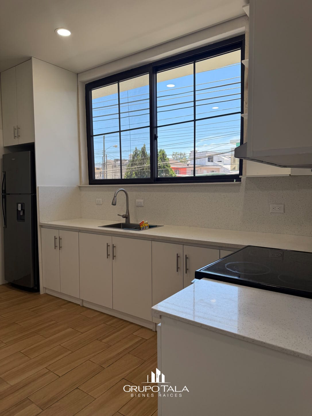 Apartamento en renta zona 16. — Apartamento en Alquiler en Zona 16, Guatemala, Ciudad — foto 1 de 5