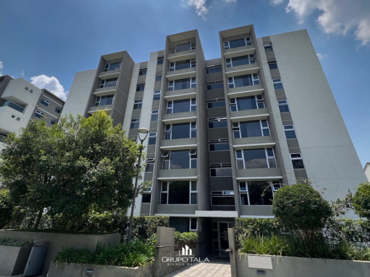Apartamento con Vista a Senderos | Condado Naranjo — Apartamento en Venta en Zona 4 Mixco, Guatemala, Ciudad — foto 1 de 5