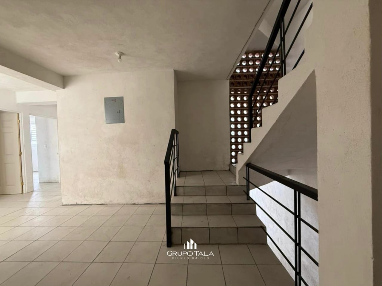 Amplio Edificio en Renta zona 4 🏢 — Edificio en Alquiler en Zona 4, Guatemala, Ciudad — foto 2 de 8