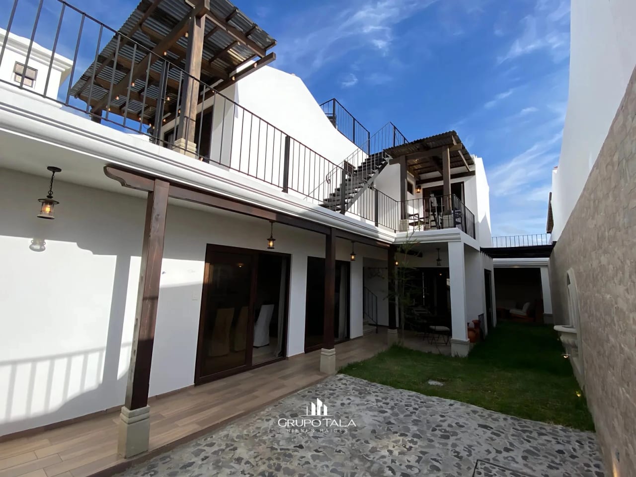 Vive el Encanto de Antigua | Hermosa Casa en Venta, Barrios Coloniales — Casa en Venta en Antigua, Sacatepéquez — foto 2 de 7