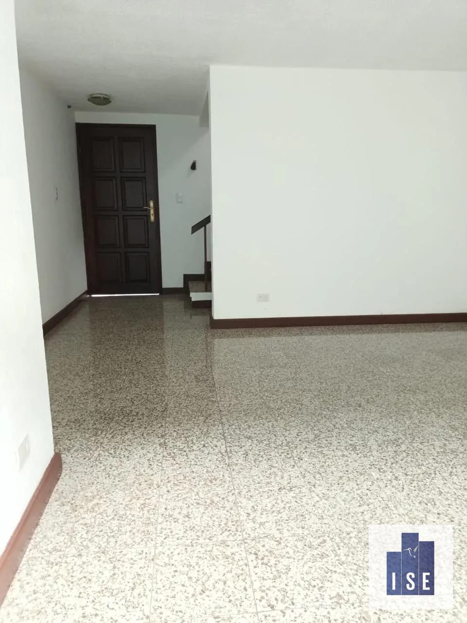 Casa en Alquiler Z.10 dentro de condominio — Casa en Alquiler en Zona 10, Guatemala, Ciudad — foto 5 de 10