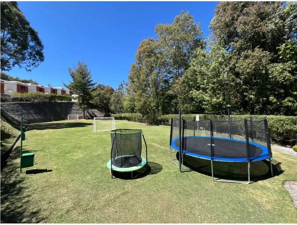 VENDO CASA EN CONDOMINIO BOSQUES ESCONDIDO KM 21.5 CARRETERA A FRAIJANES — Casa en Venta en Carretera a El Salvador, Guatemala, Ciudad — foto 16 de 16
