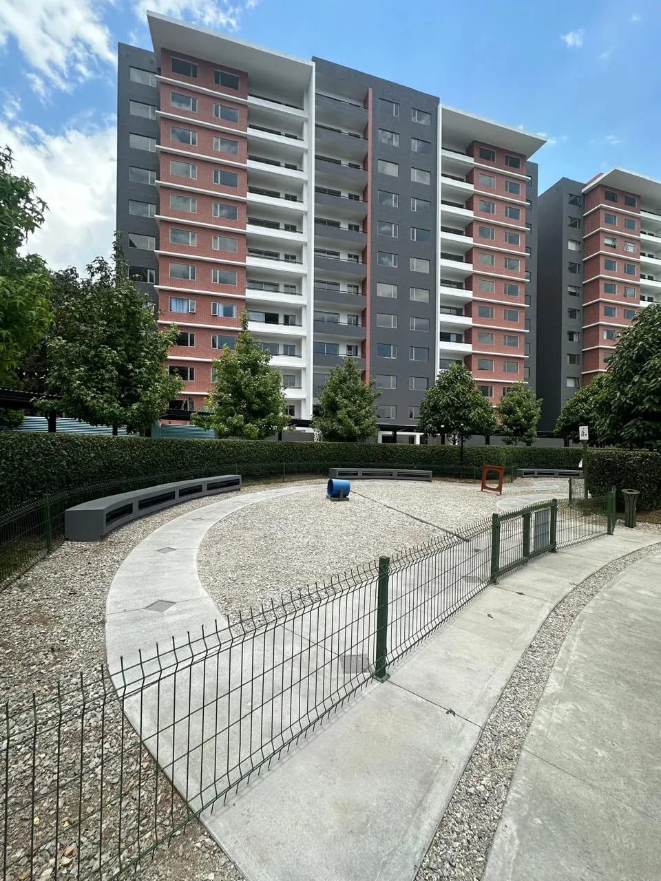 Rento Apartamento de 3 Habitaciones en Segheria Zona 14 — Apartamento en Alquiler en Segheria, Zona 14, Guatemala, Ciudad — foto 12 de 17