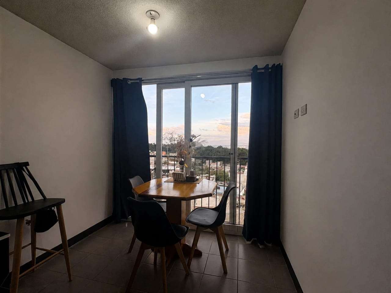 Vendo Apartamento en Edificio Berlindo Zona 1 de Mixco — Apartamento en Venta en Zona 1 Mixco, Guatemala, Ciudad — foto 1 de 10