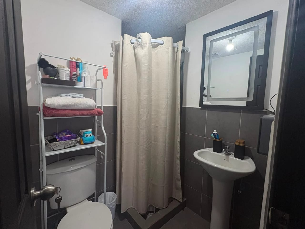 Vendo Apartamento en Edificio Berlindo Zona 1 de Mixco — Apartamento en Venta en Zona 1 Mixco, Guatemala, Ciudad — foto 4 de 10