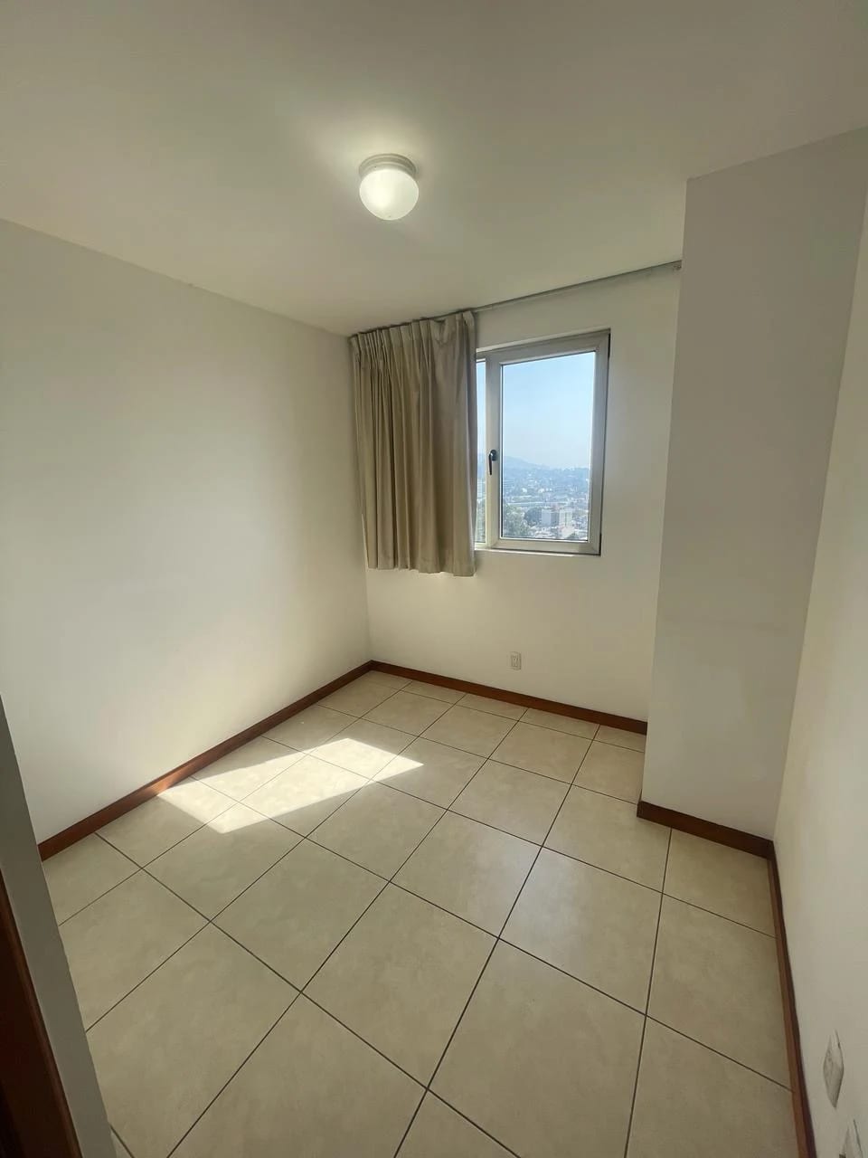 Rento Apartamento en Edificio Botticelli Zona 15 — Apartamento en Alquiler en Botticelli II, Zona 15, Guatemala, Ciudad — foto 11 de 15