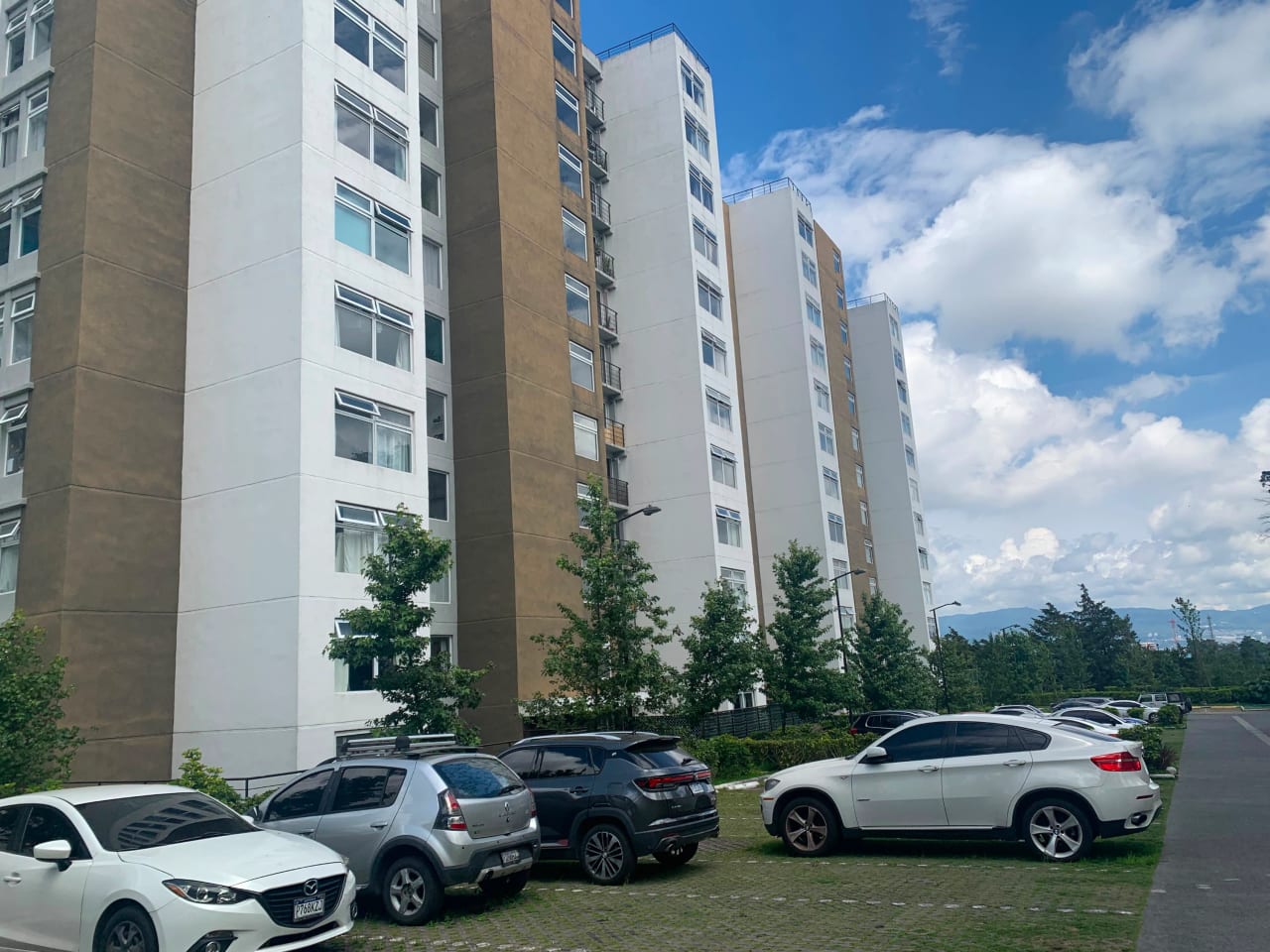 Vendo Apartamento en Edificio Villas Granada Premium Santa Catarina — Apartamento en Venta en Villas Granada Premier 2, Santa Catarina Pinula, Guatemala, Ciudad — foto 11 de 16