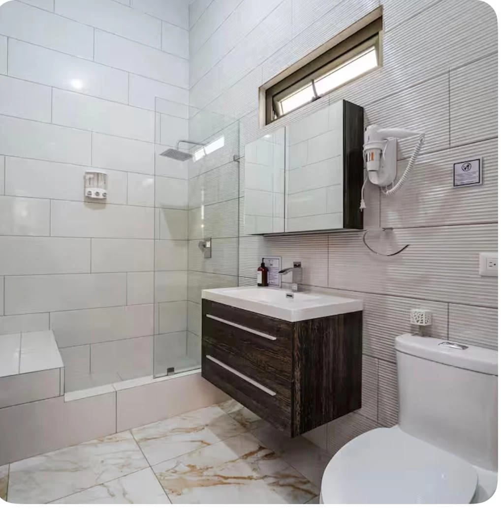 Rento Casa en Colonia la Montaña Zona 16 — Apartamento en Alquiler en Zona 16, Guatemala, Ciudad — foto 12 de 16