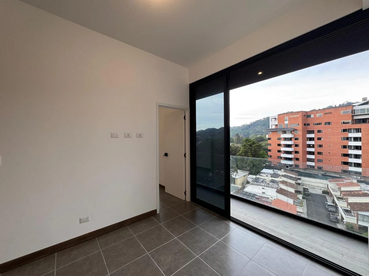 Rento Apartamento de 3 Habs en Quince Esquina Zona 15 — Apartamento en Alquiler en Quince Esquina, Zona 15, Guatemala, Ciudad — foto 4 de 17