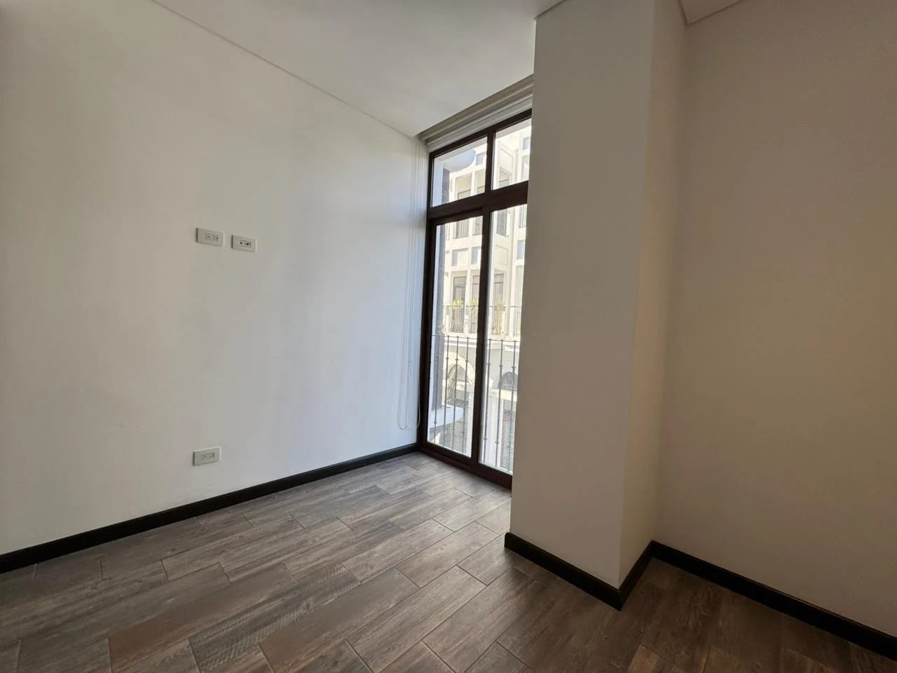 Vendo Apartamento Amueblado en Lirios de Cayala Zona 16 — Apartamento en Venta en Lirios de Cayalá I, Zona 16, Guatemala, Ciudad — foto 15 de 17