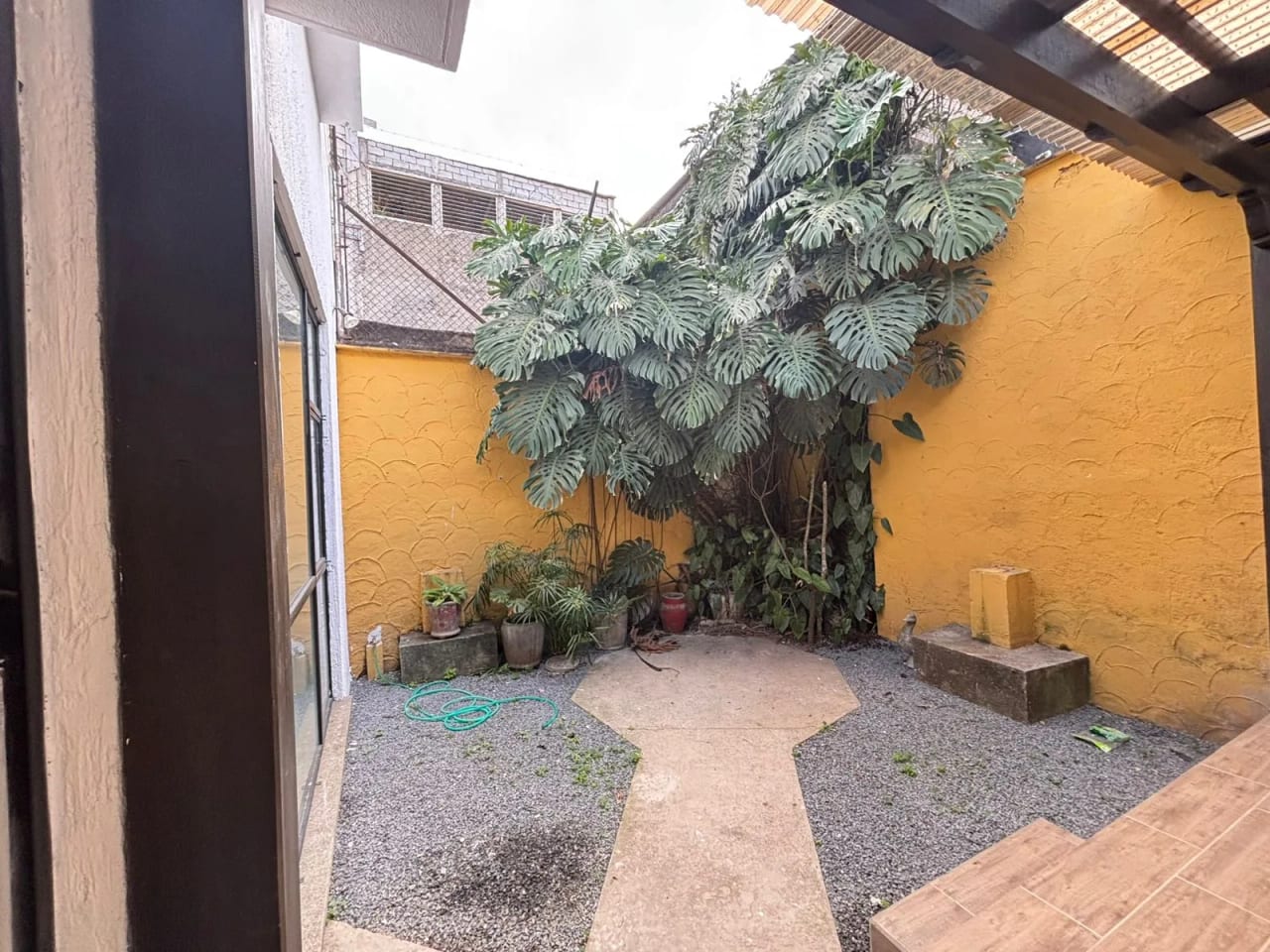 Rento Oficinas en Barrio la Recolección Zona 1 — Casa en Alquiler en Zona 1, Guatemala, Ciudad — foto 3 de 17