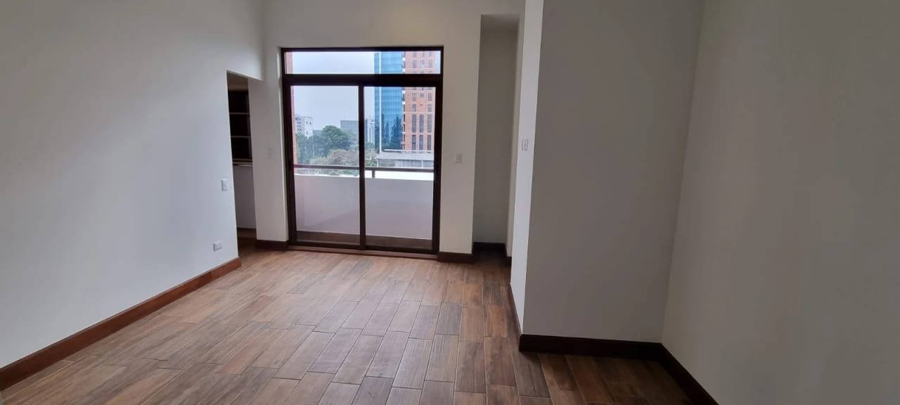 Rento Apartamento con Acabados Modernos en Edificio Salvattore Zona 10 — Apartamento en Alquiler en Salvattore, Zona 10, Guatemala, Ciudad — foto 5 de 13