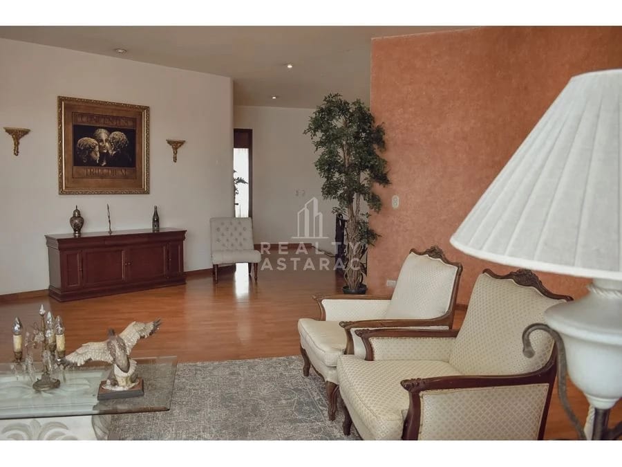 Vendo Casa en Puerta del Valle Zona 1 de Mixco — Casa en Venta en Zona 1 Mixco, Guatemala, Ciudad — foto 12 de 17