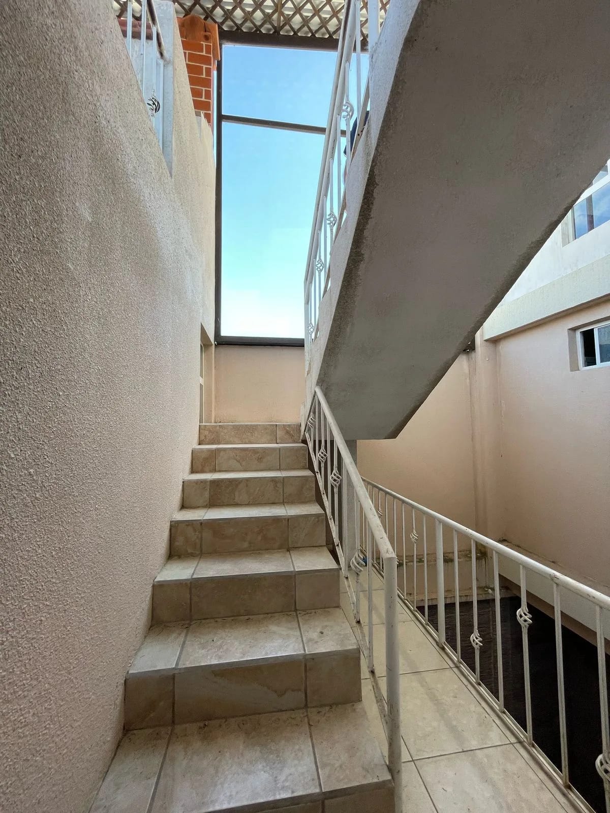 Vendo Casa en Residenciales los Olivos Zona 18 — Casa en Venta en los olivos, Zona 18, Guatemala, Ciudad — foto 12 de 17