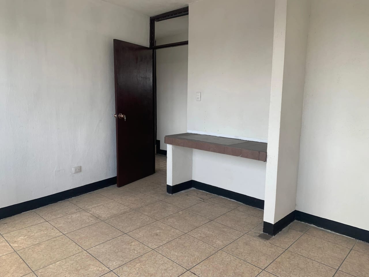 Vendo Inmueble de Uso Mixto en Calle Principal, Calle Marti Zona 6 — Casa en Venta en Zona 6, Guatemala, Ciudad — foto 4 de 17