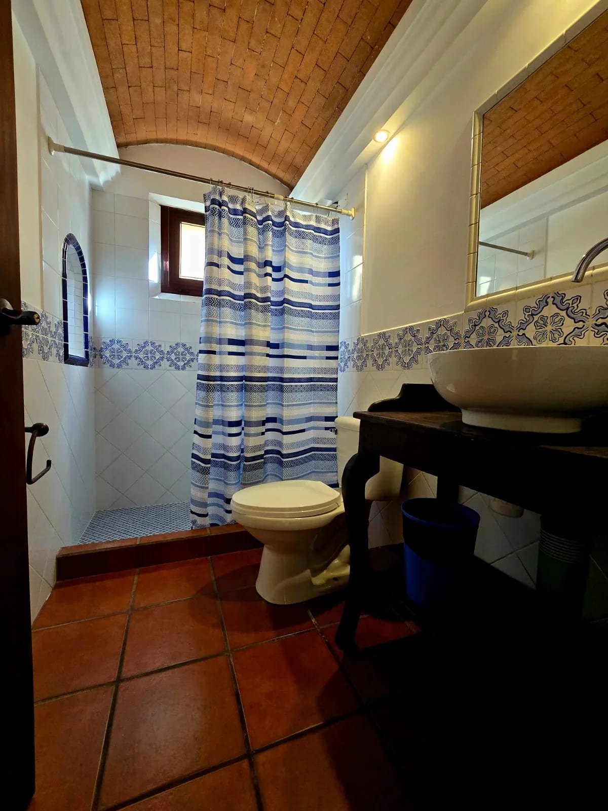 Casa en alquiler estilo colonia en condominio exclusivo en Fraijanes — Casa en Alquiler en Carretera a El Salvador, Guatemala, Ciudad — foto 12 de 17