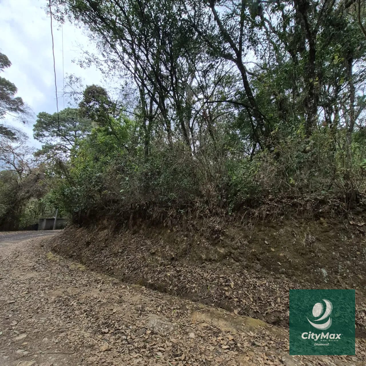 TERRENO EN VENTA EN EL ENCINAL — Terreno en Venta en El Encinal, Zona 7 Mixco, Guatemala, Ciudad — foto 1 de 14