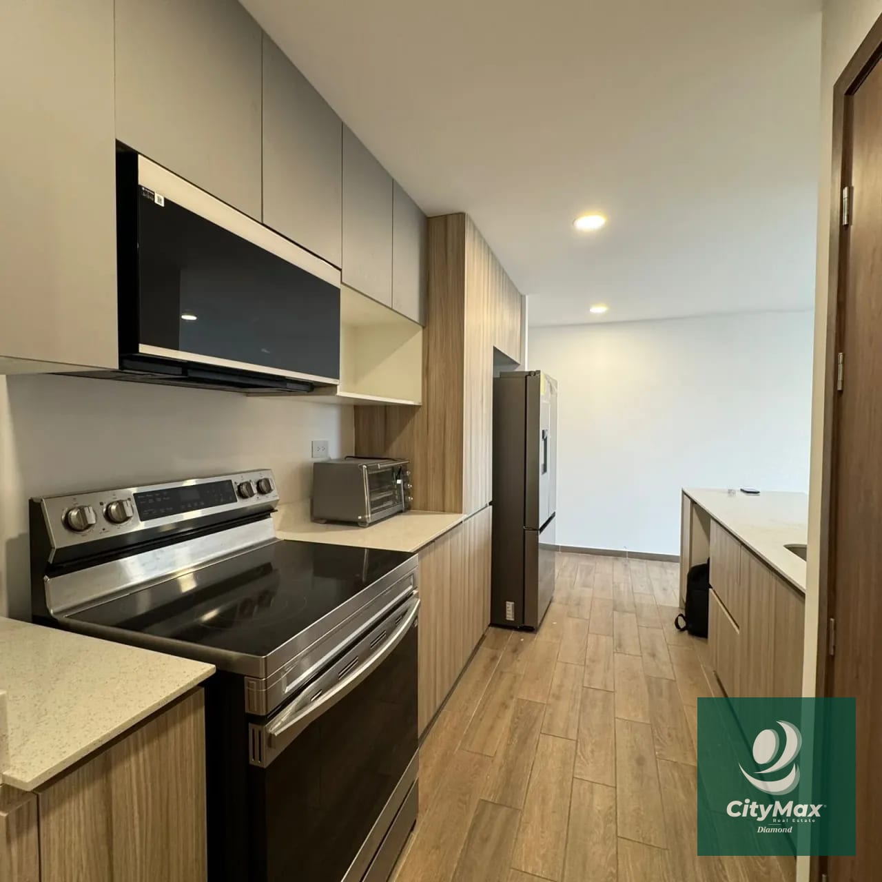 Apartamento en Renta Zona 14 Parque 14 — Apartamento en Alquiler en Zona 14, Guatemala, Ciudad — foto 5 de 15