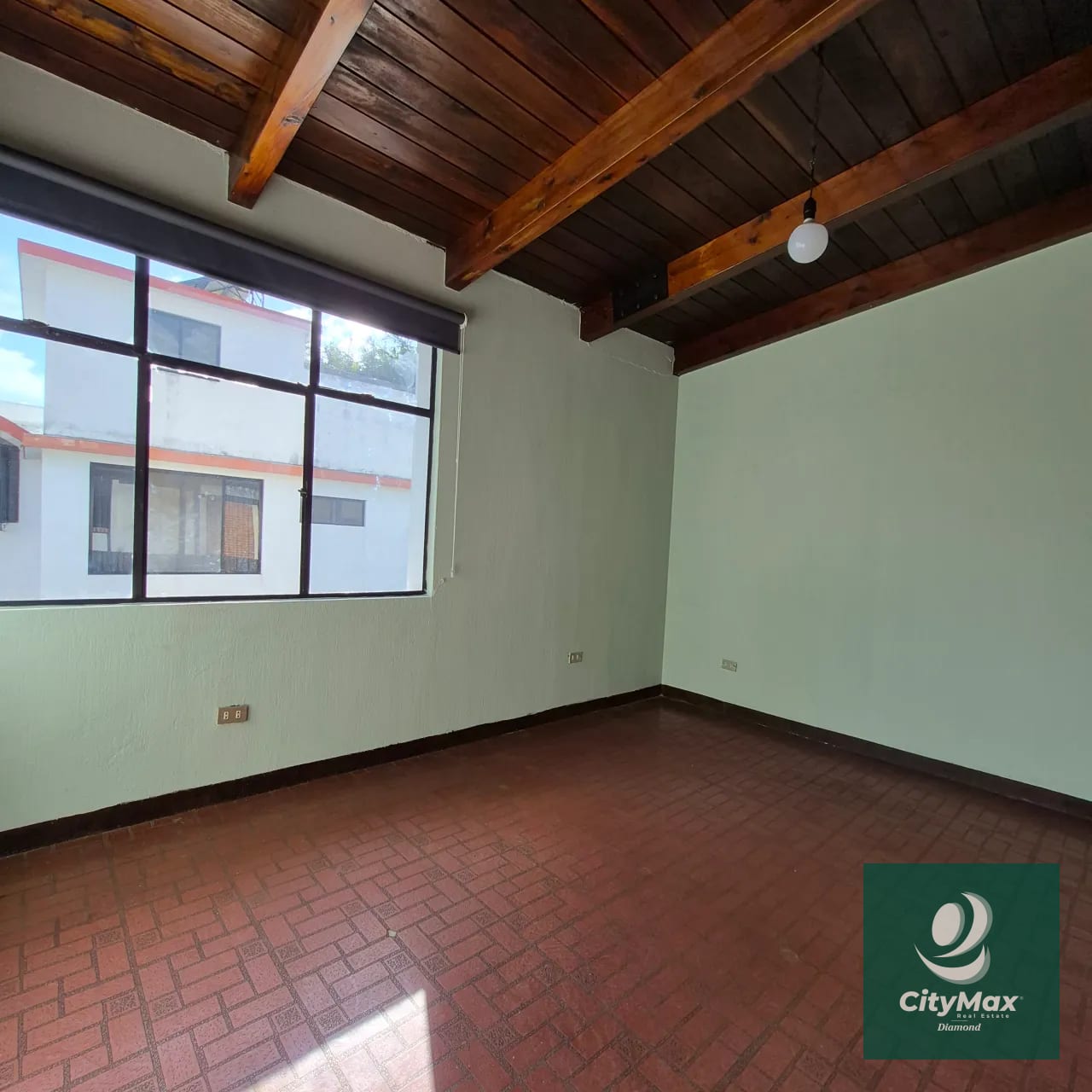 Casa en renta para uso de oficinas en zona 15 Vista Hermosa 1 — Casa en Alquiler en Vista Hermosa I, Zona 15, Guatemala, Ciudad — foto 11 de 17