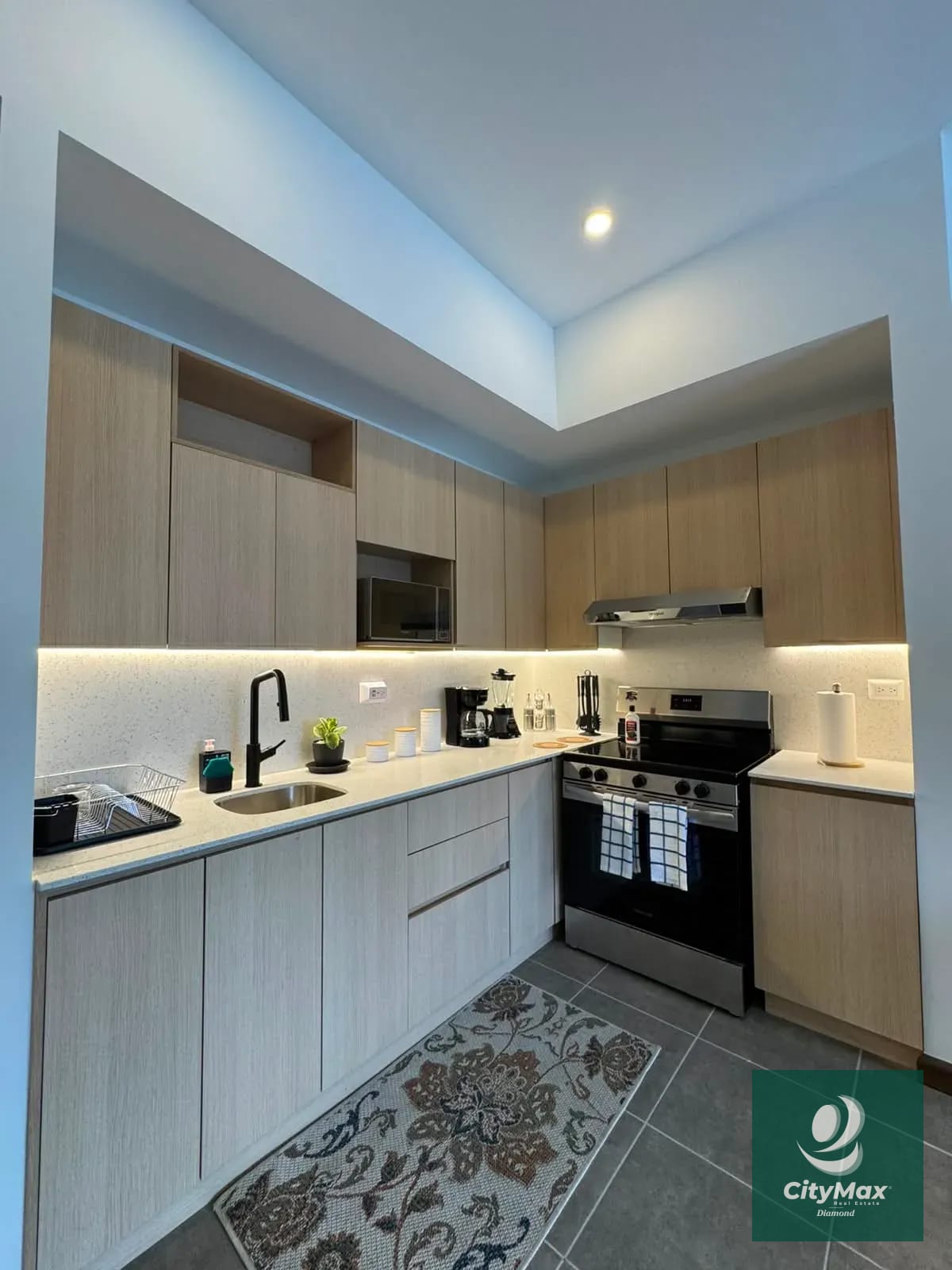 Apartamento en renta amueblado en zona 15 Vista Hermosa 1 — Apartamento en Alquiler en Quince Esquina, Zona 15, Guatemala, Ciudad — foto 4 de 12