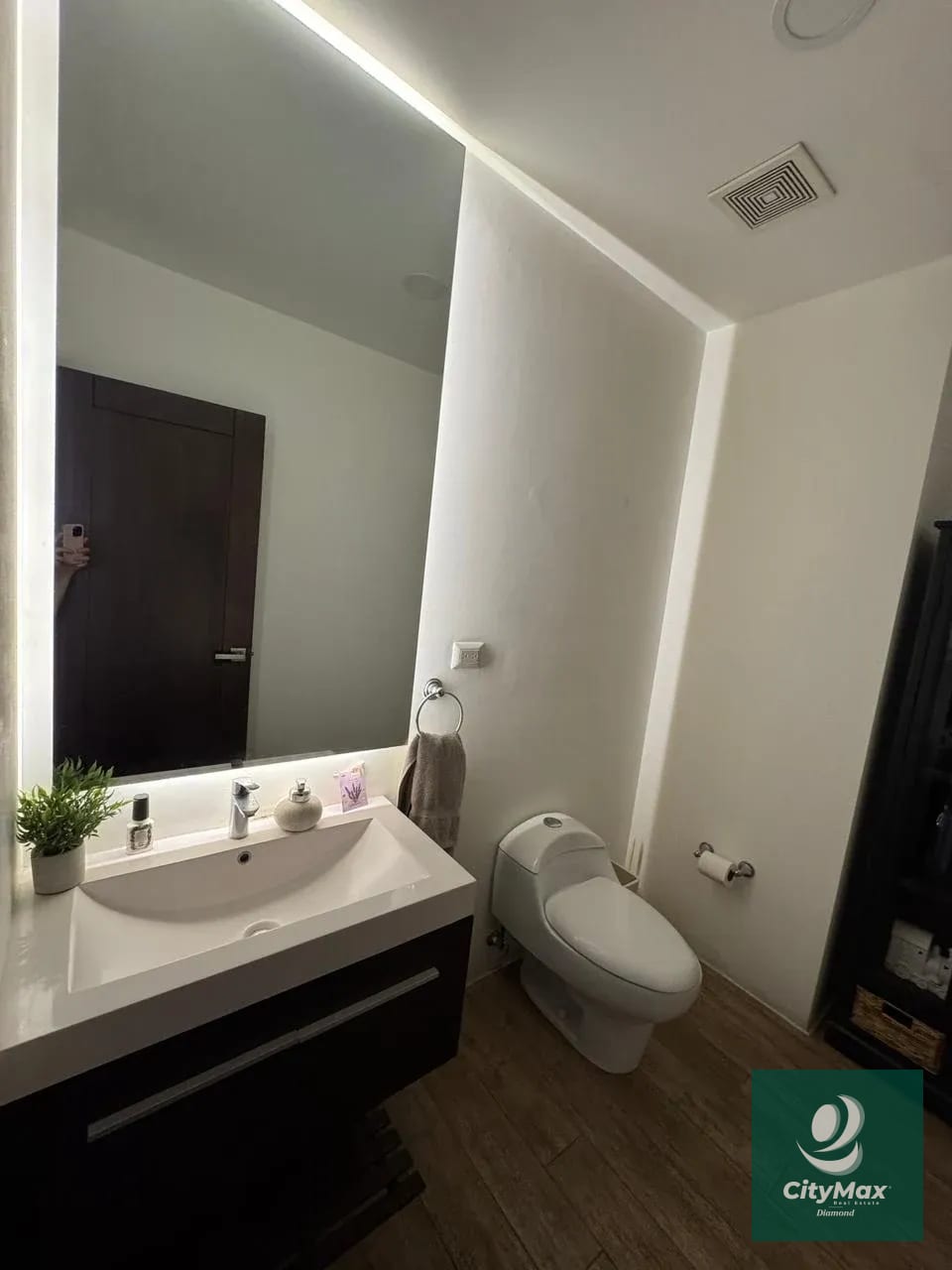 Apartamento en venta en zona 15 Vista Hermosa 2 — Apartamento en Venta en Álbero 15, Zona 15, Guatemala, Ciudad — foto 6 de 14