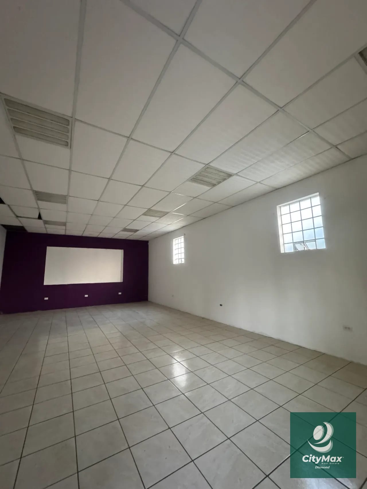 Casa en renta para oficinas zona 9 — Casa en Alquiler en Zona 9, Guatemala, Ciudad — foto 6 de 15