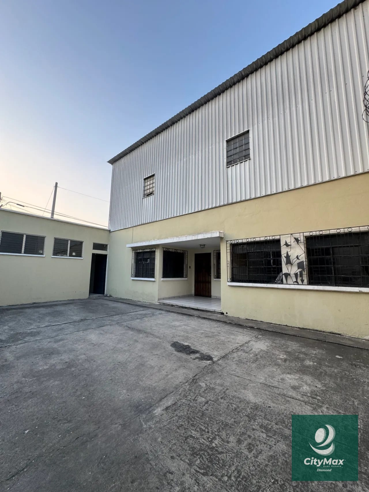 Casa en renta para oficinas zona 9 — Casa en Alquiler en Zona 9, Guatemala, Ciudad — foto 8 de 15