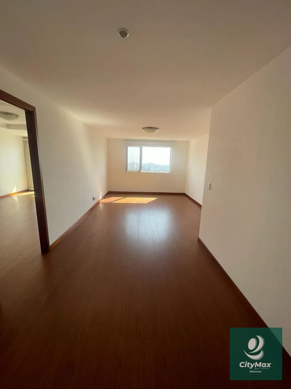 Apartamento AMPLIO en renta en zona 15 — Apartamento en Venta en Botticelli II, Zona 15, Guatemala, Ciudad — foto 3 de 17