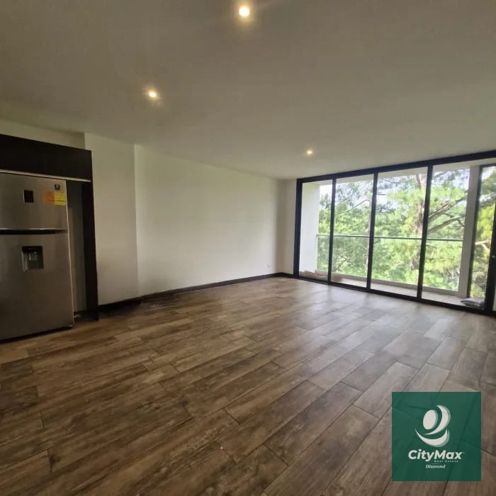 Apartamento en renta en zona 16 Kanajuyu — Apartamento en Alquiler en Kanajuyú, Zona 16, Guatemala, Ciudad — foto 2 de 16