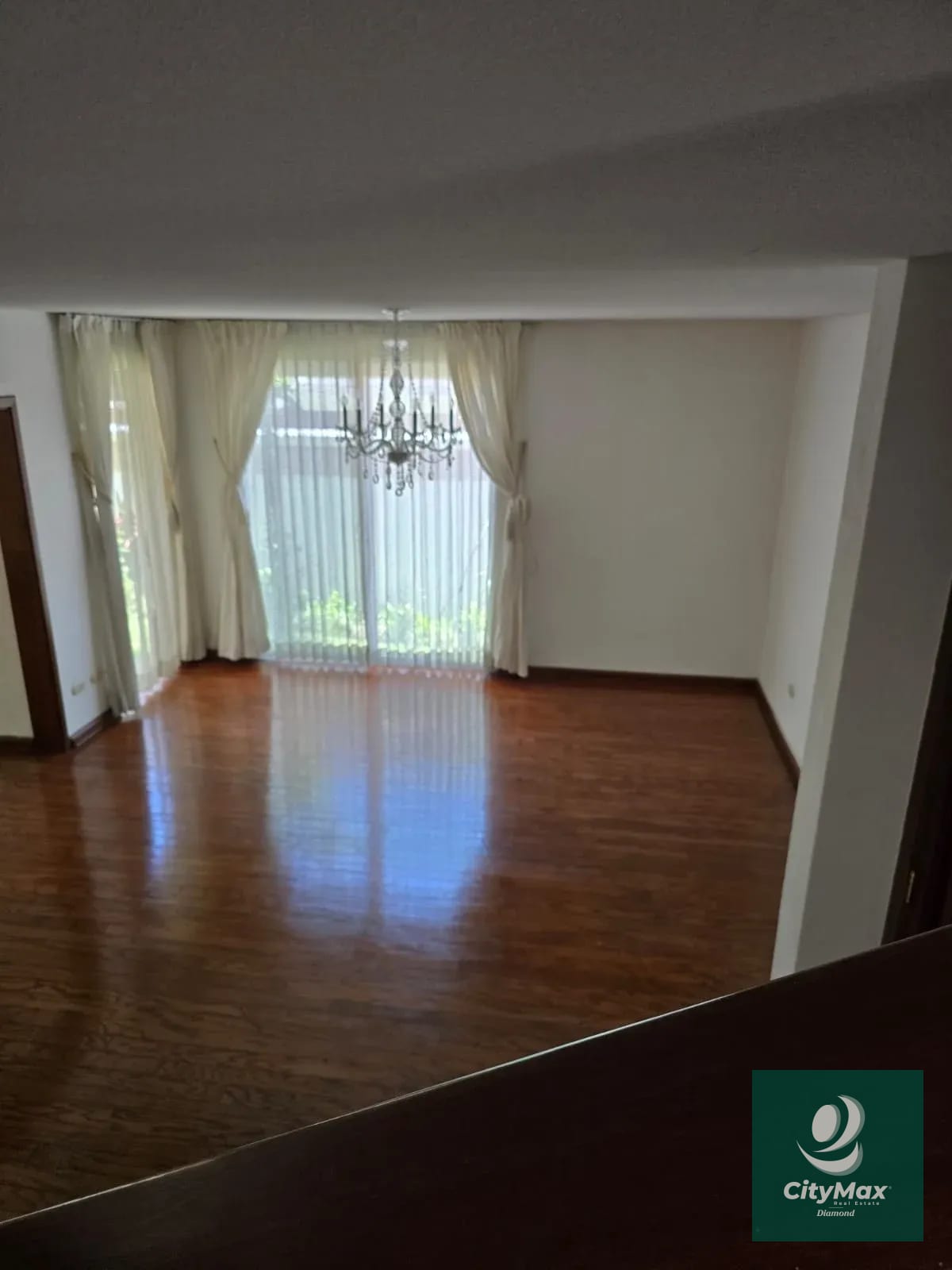 Casa en renta en condomominio en área exclusiva de zona 14 — Casa en Alquiler en Zona 14, Guatemala, Ciudad — foto 8 de 16