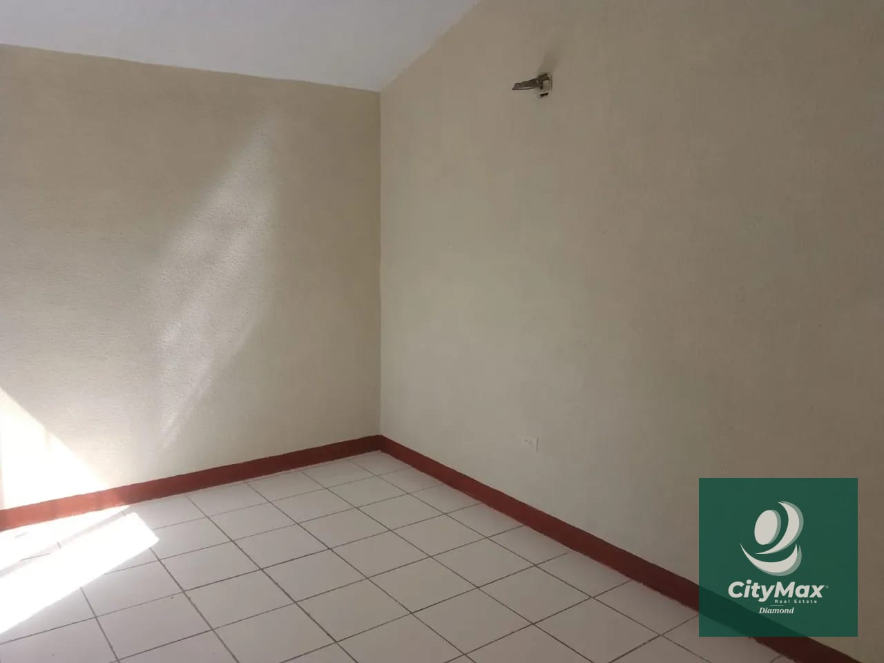 Casa en venta en Villa Romana zona 10 Villa Nueva — Casa en Venta en Villa Nueva, Guatemala, Ciudad — foto 10 de 14