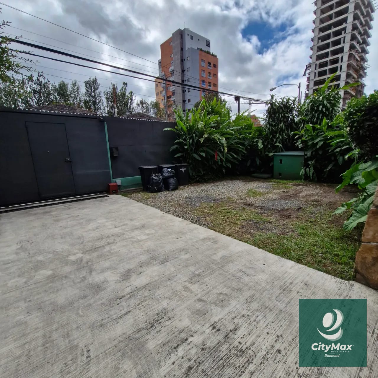 CITYMAX DIAMOND VENTA Casa en zona 10 fuera de condominio — Casa en Venta en Zona 10, Guatemala, Ciudad — foto 2 de 16