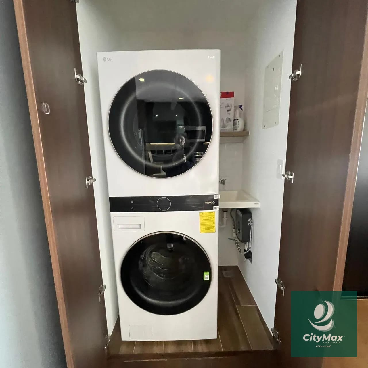 Apartamento Amueblado en Renta en Zona 10 — Apartamento en Alquiler en Zona 10, Guatemala, Ciudad — foto 15 de 16