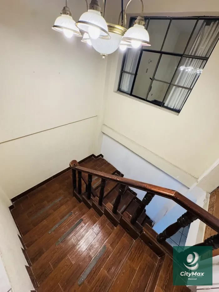 Casa en venta Lomas del Norte zona 17 — Casa en Venta en Colonia Lomas del Norte, Zona 17, Guatemala, Ciudad — foto 4 de 12