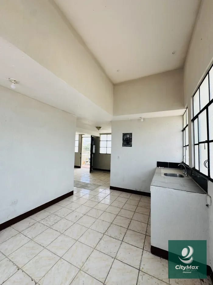 Casa en venta Lomas del Norte zona 17 — Casa en Venta en Colonia Lomas del Norte, Zona 17, Guatemala, Ciudad — foto 1 de 12