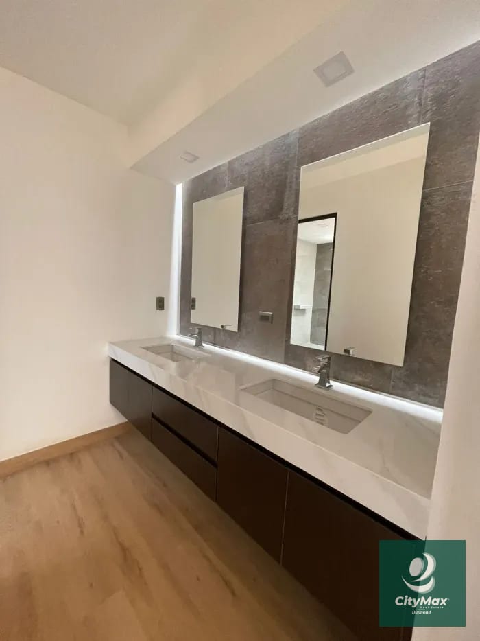 Casa nueva en Venta Zona 15 La Isla — Casa en Venta en Zona 15, Guatemala, Ciudad — foto 4 de 16