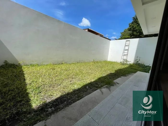 Casa nueva en Venta Zona 15 La Isla — Casa en Venta en Zona 15, Guatemala, Ciudad — foto 5 de 16