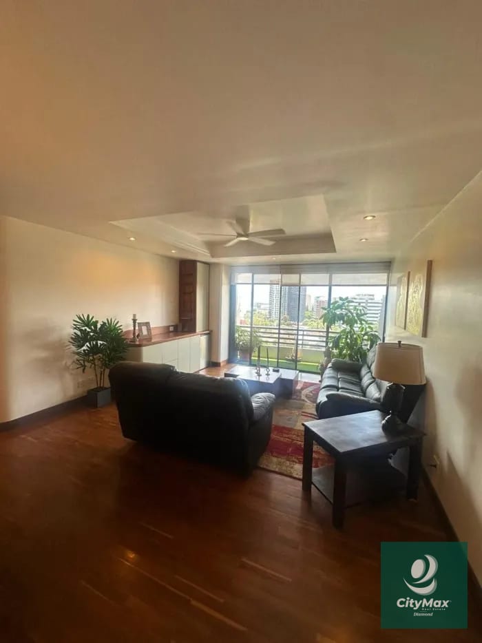 Renta Apartamento amueblado en zona 10 Renta — Apartamento en Alquiler en Zona 10, Guatemala, Ciudad — foto 1 de 12