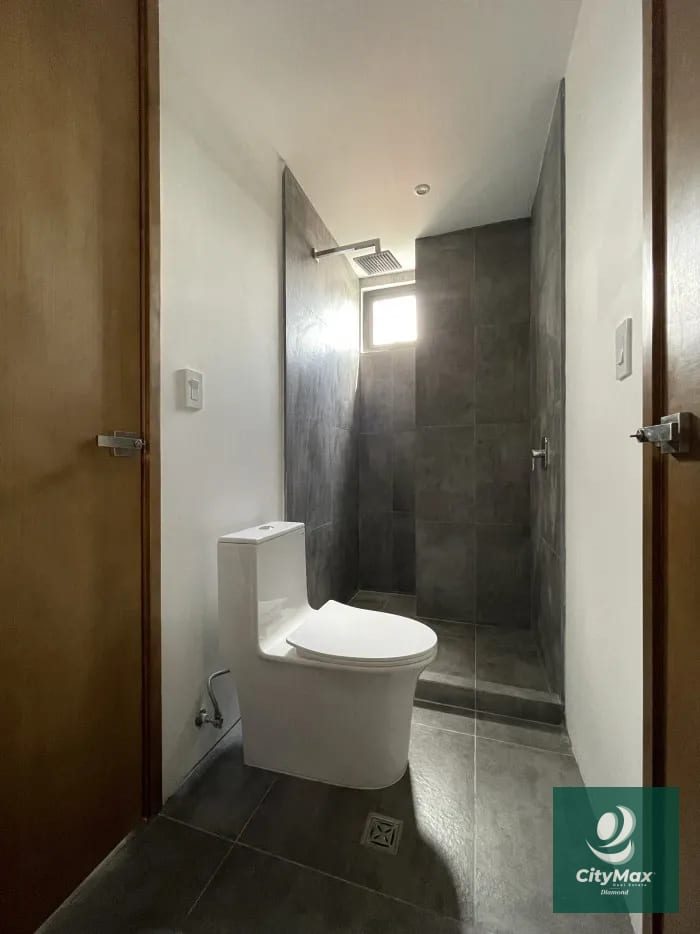 Apartamento en Venta en La Villa Zona 14 — Apartamento en Venta en La Villa, Zona 14, Guatemala, Ciudad — foto 13 de 16