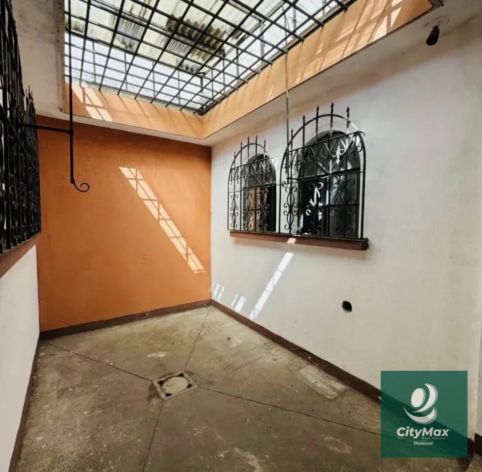 Casa en venta Zona 13 Aurora 1 — Casa en Venta en Zona 13, Guatemala, Ciudad — foto 2 de 8