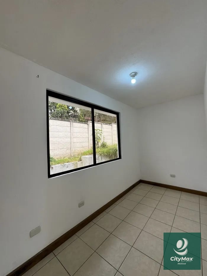 Casa en renta condominio Zona 16 Blvd. Acatán — Casa en Alquiler en Zona 16, Guatemala, Ciudad — foto 9 de 15