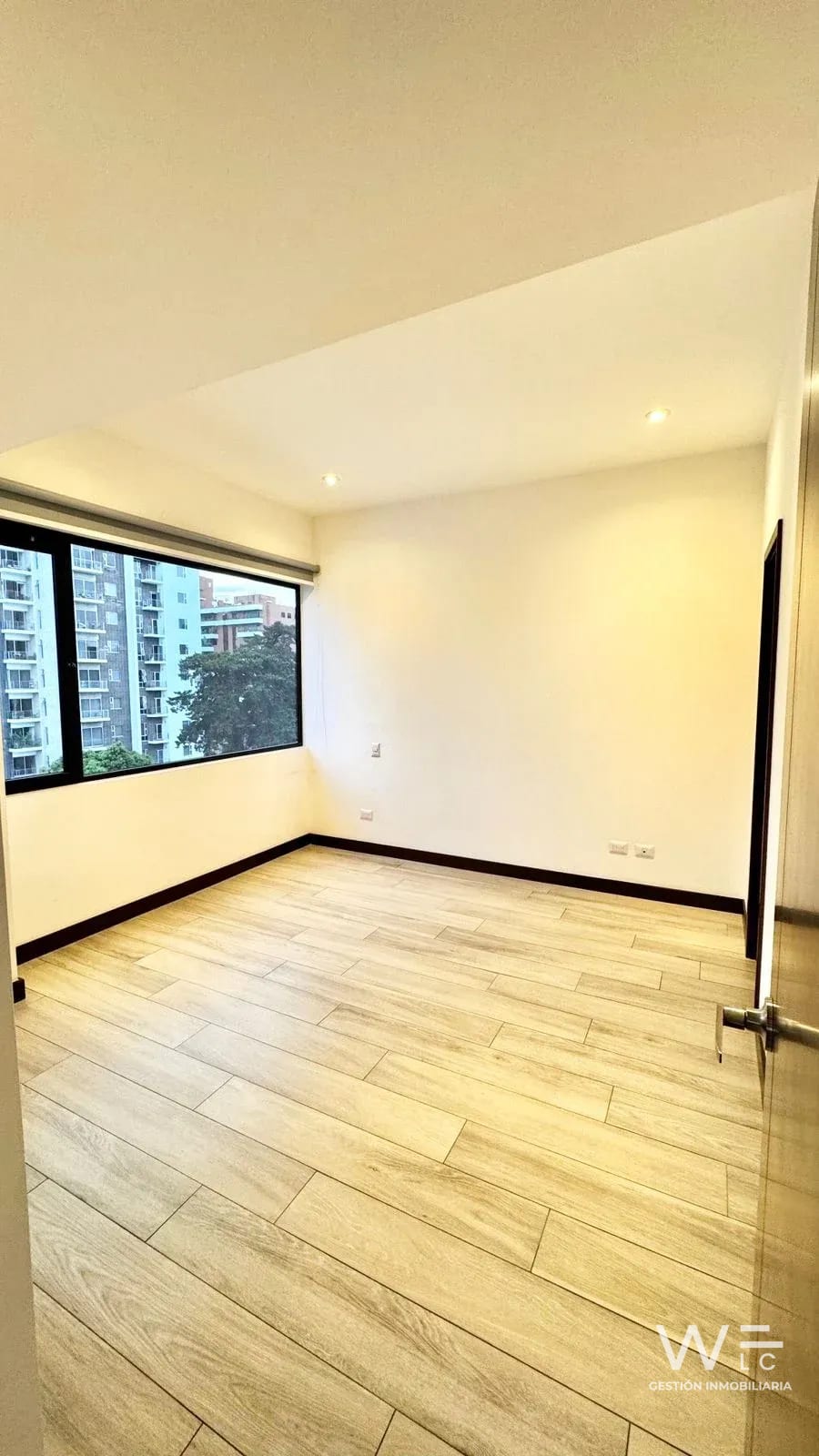 VENDO O RENTO APARTAMENTO ZONA 14 NOVUS — Apartamento en Venta en Novus, Zona 14, Guatemala, Ciudad — foto 6 de 17