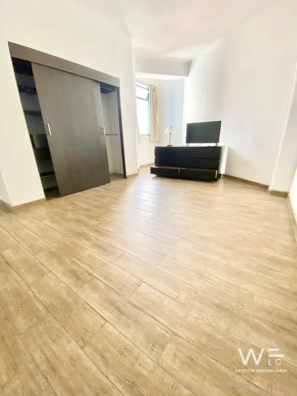 VENDO APARTAMENTO ZONA 14 — Apartamento en Venta en Zona 14, Guatemala, Ciudad — foto 5 de 10